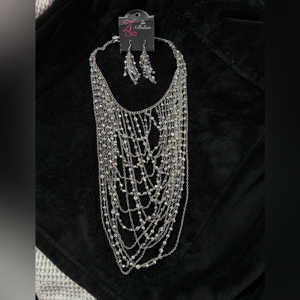 Paparazzi | Zi Collection- Enticing | Necklace and Earrings